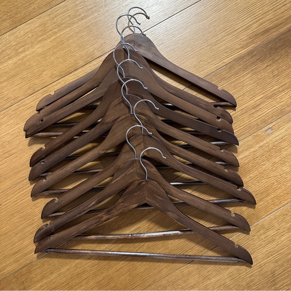 Heavy Duty Wooden Hangers - 20